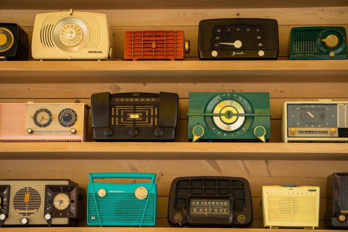 Digitalradio wächst weiter. Foto: Rod Flores/Unsplash