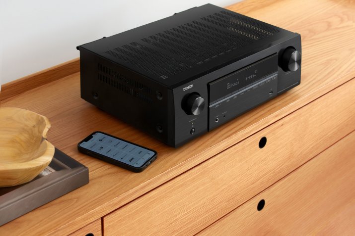 Der Denon AVR-X1800H mit DAB. Quelle: Denon