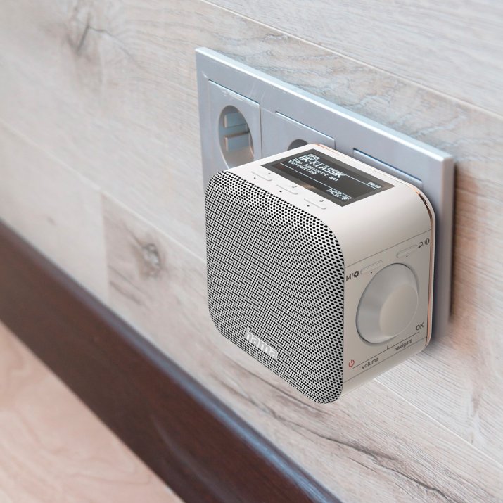 Steckdosenradio DR40BT-PlugIn. Quelle: Hama